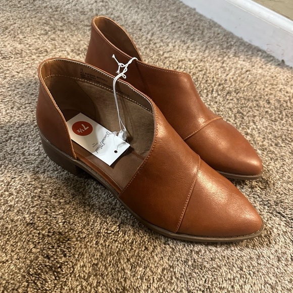 Universal Thread Shoes - Brown Leather Ankle Boots